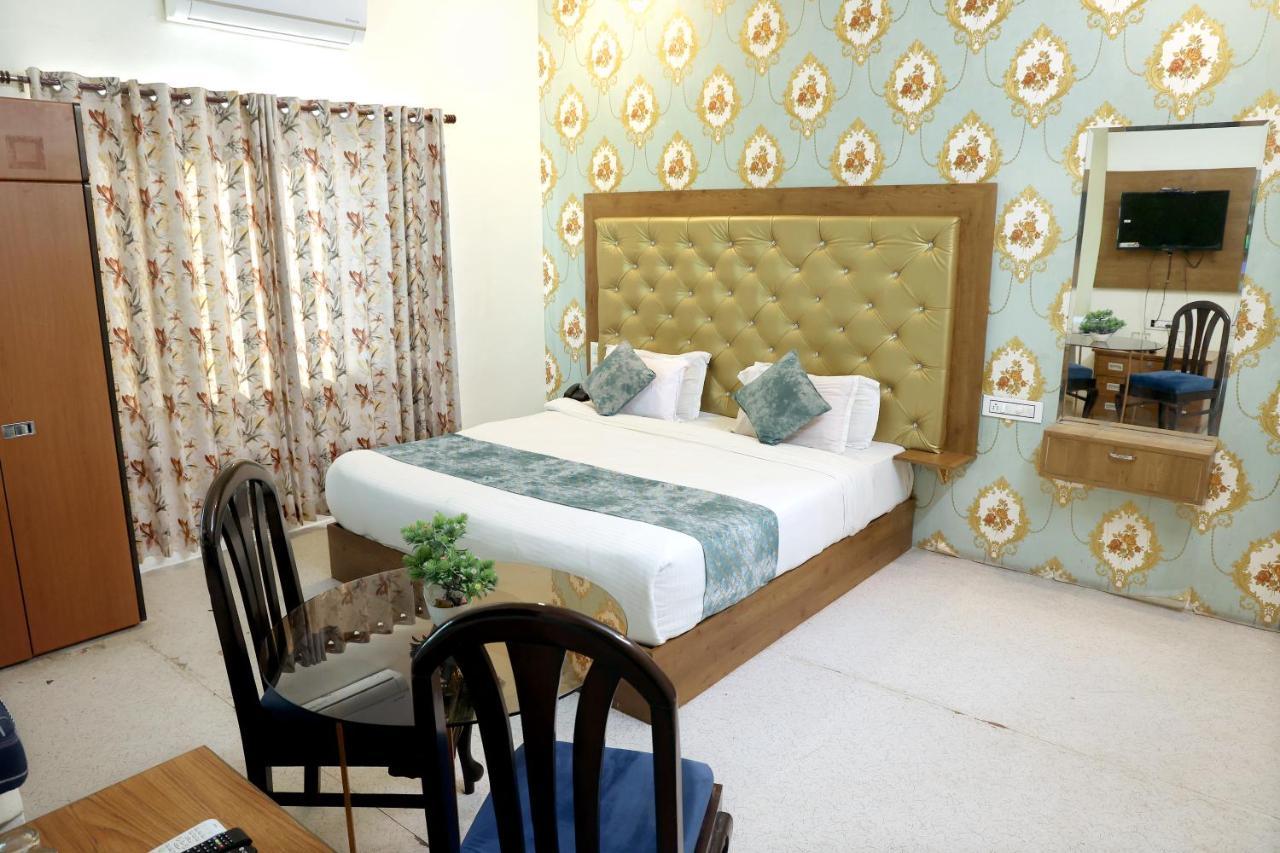 Hotel Tree Of Heaven Udaipur Kültér fotó