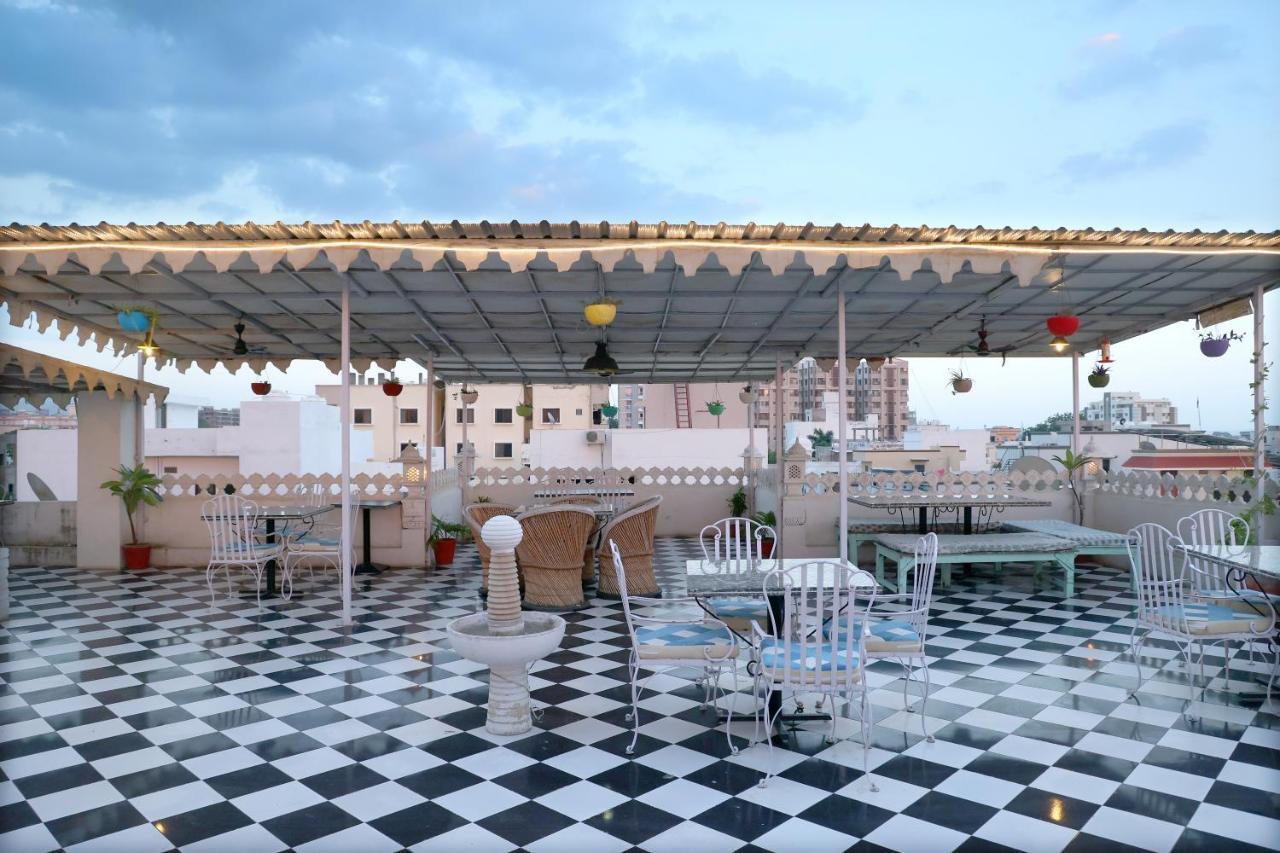 Hotel Tree Of Heaven Udaipur Kültér fotó