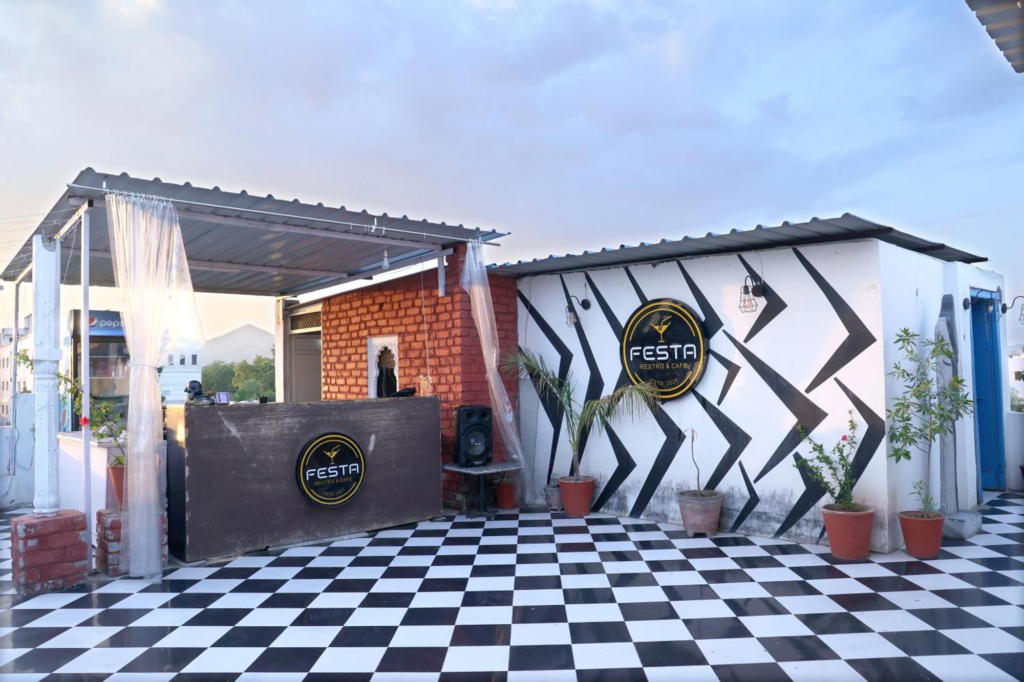Hotel Tree Of Heaven Udaipur Kültér fotó